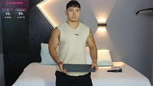 Horny nick18 online show from February 10, 2026, 1:21 pm