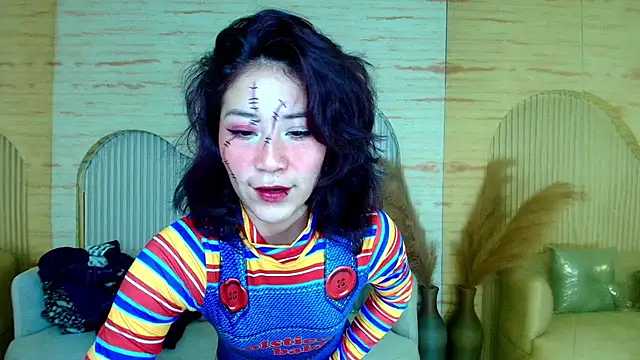 Snapshot of valentina_r_ chatting on October 31, 2025, 3:14 am valentina r online show from October 31, 2025, 3:14 am