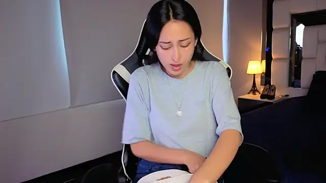 Adhara7 online show from March 26, 2026, 8:07 pm