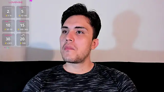 Snapshot of jasonxd9898 chatting on November 28, 2025, 1:44 pm jasonxd9898 online show from November 28, 2025, 1:44 pm