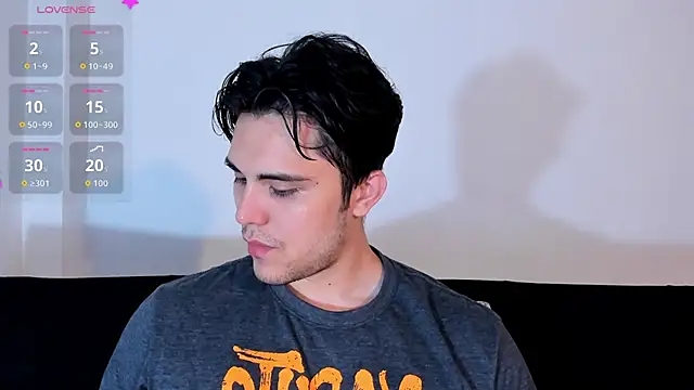 Snapshot of jasonxd9898 chatting on November 2, 2025, 12:37 am jasonxd9898 online show from November 2, 2025, 12:37 am