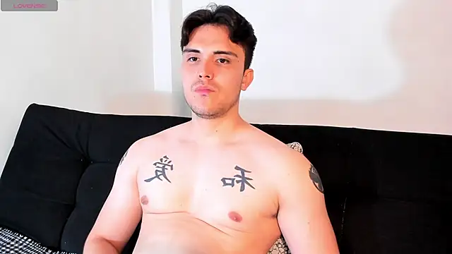 Snapshot of jasonxd9898 chatting on February 12, 2026, 2:44 am jasonxd9898 online show from February 12, 2026, 2:44 am