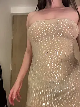 karinasantos  online show from March 4, 2026, 1:35 am