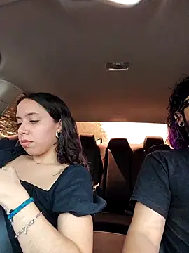 daddysgoodgrl215 online show from September 18, 2025, 7:06 pm