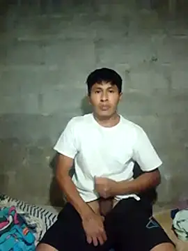 Snapshot of Lunaf455 chatting on July 19, 2026, 3:04 am Lunaf455 online show from July 19, 2026, 3:04 am
