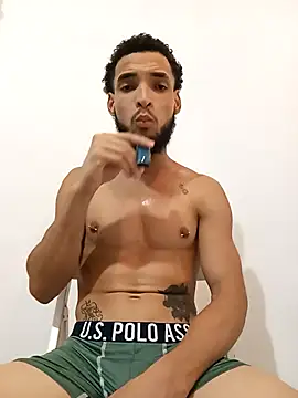 Snapshot of Utreh_ chatting on November 6, 2025, 4:27 am Utreh online show from November 6, 2025, 4:27 am