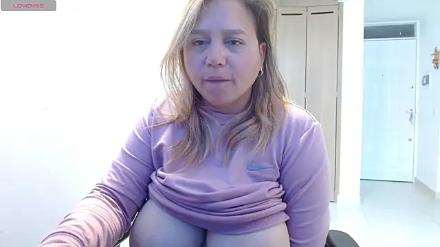 Snapshot of haashkyo chatting on June 27, 2026, 3:40 pm haashkyo online show from June 27, 2026, 3:40 pm