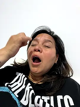 Snapshot of haashkyo chatting on January 11, 2026, 4:58 pm haashkyo online show from January 11, 2026, 4:58 pm