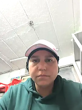 Snapshot of haashkyo chatting on December 18, 2025, 12:38 am haashkyo online show from December 18, 2025, 12:38 am