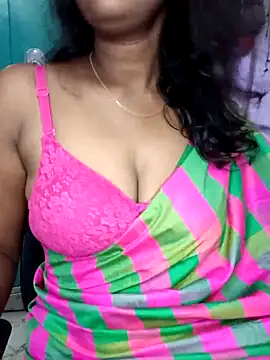 Snapshot of Tamil_kavinila chatting on September 18, 2025, 4:37 am Tamil kavinila online show from September 18, 2025, 4:37 am