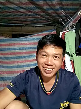 Snapshot of DungLuongg chatting on May 6, 2026, 1:59 pm DungLuongg online show from May 6, 2026, 1:59 pm