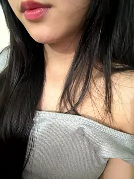 Snapshot of Desi_sara chatting on January 14, 2026, 3:37 pm Desi sara online show from January 14, 2026, 3:37 pm