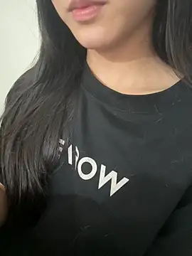 Desi sara online show from November 6, 2025, 2:10 pm