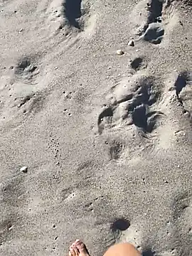 Snapshot of sarahkat86 chatting on November 9, 2025, 1:37 pm sarahkat86 online show from November 9, 2025, 1:37 pm