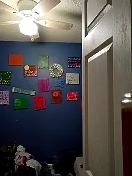 Snapshot of sarahkat86 chatting on October 23, 2025, 1:15 am sarahkat86 online show from October 23, 2025, 1:15 am