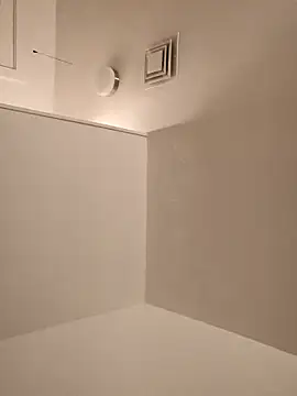 sarahkat86 online show from February 17, 2026, 12:52 am