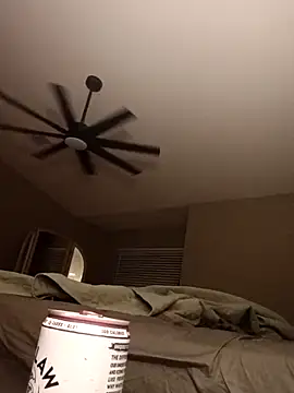 Snapshot of sarahkat86 chatting on October 11, 2025, 4:13 am sarahkat86 online show from October 11, 2025, 4:13 am