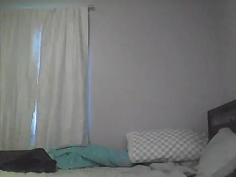 sarahkat86 online show from March 26, 2026, 11:13 pm