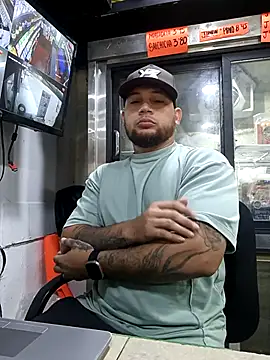 Catire10  online show from November 24, 2025, 1:55 pm