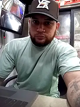 Catire10  online show from October 29, 2025, 1:43 pm