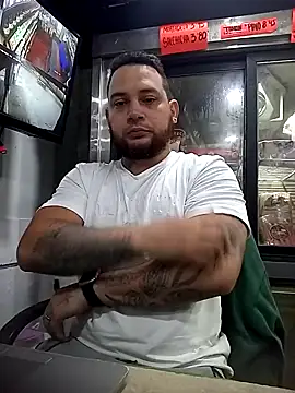 Catire10  online show from October 27, 2025, 2:18 pm