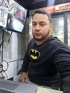 Catire10  online show from December 16, 2025, 2:43 pm