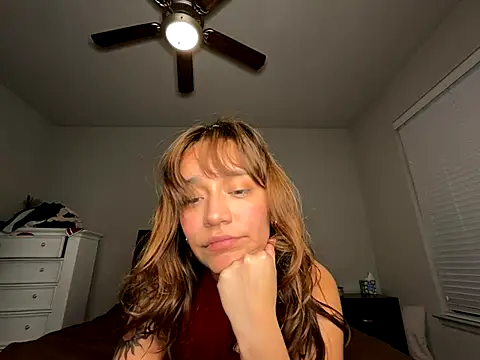 eurydicee online show from September 11, 2025, 5:40 am