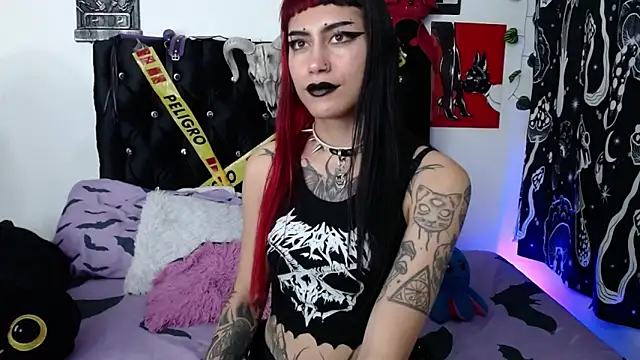 mayaREDdoll online show from March 4, 2026, 3:36 am