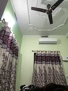 Snapshot of Lustking2406 chatting on December 19, 2025, 12:51 pm Lustking2406 online show from December 19, 2025, 12:51 pm