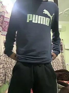 Snapshot of Lustking2406 chatting on December 20, 2025, 7:06 pm Lustking2406 online show from December 20, 2025, 7:06 pm