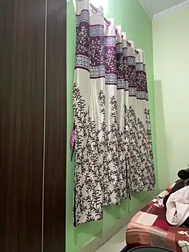 Snapshot of Lustking2406 chatting on December 16, 2025, 6:34 pm Lustking2406 online show from December 16, 2025, 6:34 pm