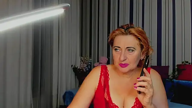 MilanaAlvis online show from October 26, 2025, 1:33 pm