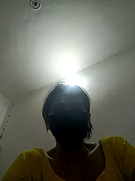 soni yhakur online show from April 3, 2026, 10:11 am