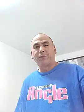 CWQ123 online show from October 8, 2025, 12:07 pm