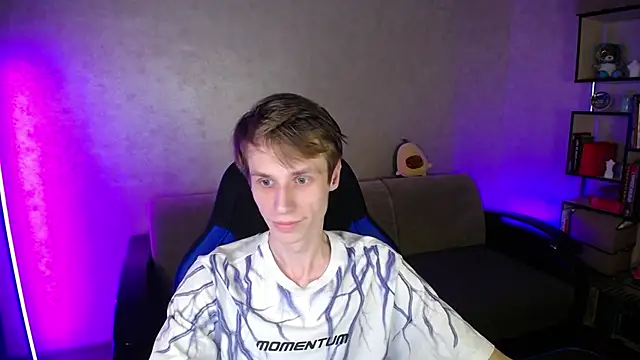 Snapshot of yes_cute_boy_ chatting on October 29, 2025, 6:51 pm yes cute boy online show from October 29, 2025, 6:51 pm