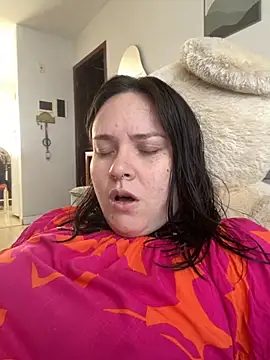 Snapshot of Kendra_Mystika chatting on September 24, 2025, 4:24 pm Kendra Mystika online show from September 24, 2025, 4:24 pm