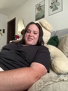 Snapshot of Kendra_Mystika chatting on September 14, 2025, 5:57 pm Kendra Mystika online show from September 14, 2025, 5:57 pm