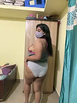 Snapshot of BigBreasted chatting on February 28, 2026, 3:55 pm BigBreasted online show from February 28, 2026, 3:55 pm