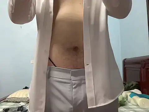 lahungdj12 online show from November 10, 2025, 4:50 am