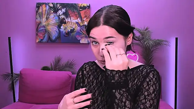 Snapshot of lil_angel_ chatting on November 22, 2025, 6:12 am lil angel online show from November 22, 2025, 6:12 am