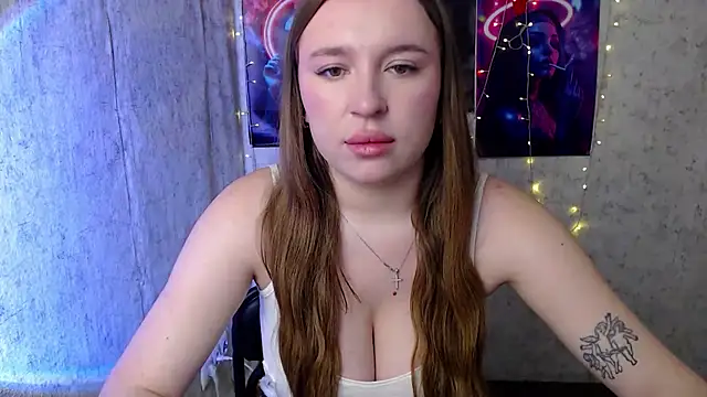 Snapshot of JuliaTopp_ chatting on February 3, 2026, 6:11 am JuliaTopp online show from February 3, 2026, 6:11 am