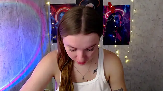 Snapshot of JuliaTopp_ chatting on February 10, 2026, 6:23 am JuliaTopp online show from February 10, 2026, 6:23 am