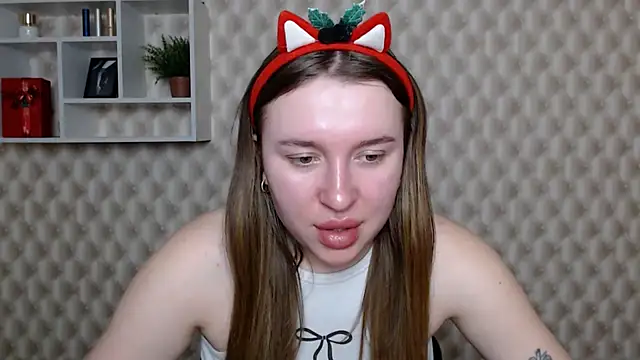 Snapshot of JuliaTopp_ chatting on February 14, 2026, 6:35 am JuliaTopp online show from February 14, 2026, 6:35 am