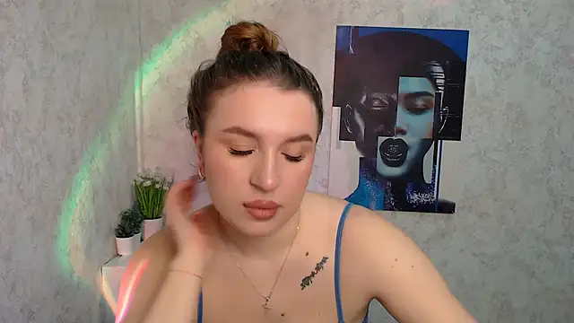 Snapshot of JuliaTopp_ chatting on February 24, 2026, 6:36 am JuliaTopp online show from February 24, 2026, 6:36 am