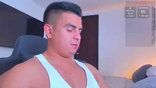 Snapshot of RJBarto chatting on November 10, 2025, 6:02 pm RJBarto online show from November 10, 2025, 6:02 pm