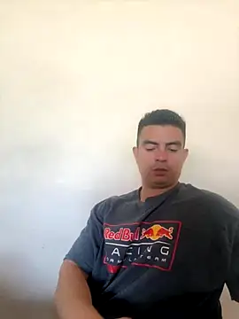 Snapshot of RJBarto chatting on November 4, 2025, 2:10 pm RJBarto online show from November 4, 2025, 2:10 pm