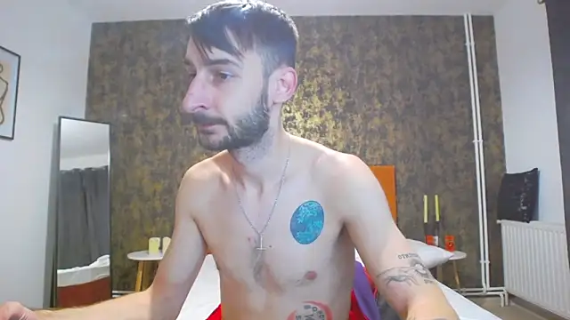 bignosebigcok online show from October 29, 2025, 4:17 pm