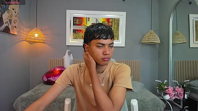 markbowie online show from November 7, 2025, 11:48 am