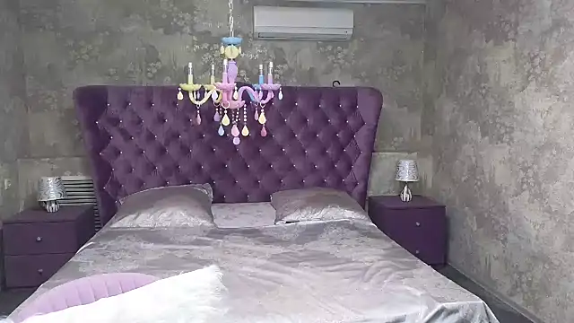 Snapshot of Anna_Kenann chatting on October 10, 2025, 7:09 am Anna Kenann online show from October 10, 2025, 7:09 am