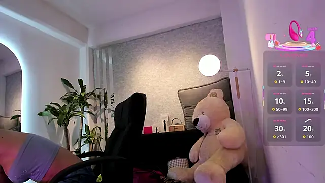 lily cash1 online show from February 16, 2026, 12:59 pm